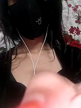 Snapshot of Cute-Love-Angel chatting on 01/26/25, 07:20 Cute-Love-Angel online show from 01/26/25, 07:20