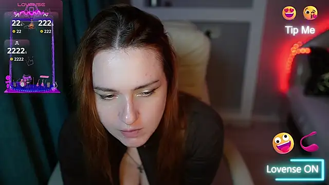 LisaElfy online show from 10/14/25, 03:46