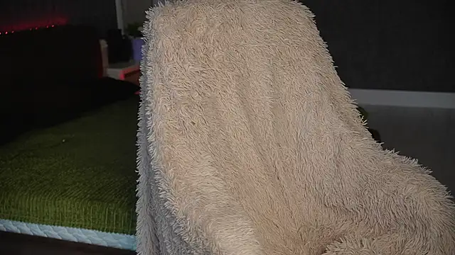 LisaElfy online show from 03/15/26, 02:45