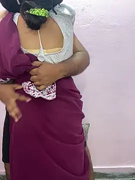 Snapshot of mickey_love chatting on 03/01/25, 10:02 mickey love online show from 03/01/25, 10:02