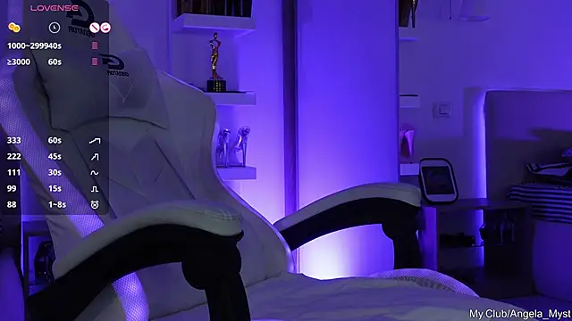 Snapshot of Angela_Myst chatting on 03/10/25, 04:14 Angela Myst online show from 03/10/25, 04:14