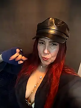 Snapshot of Perla_Franco chatting on 11/22/25, 05:06 Perla Franco online show from 11/22/25, 05:06