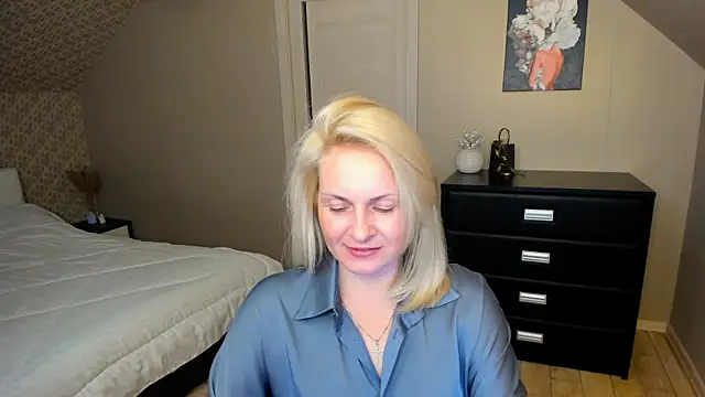 Snapshot of Alicee_Gracee chatting on 11/29/25, 04:54 Alicee Gracee online show from 11/29/25, 04:54