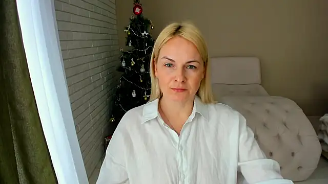 Snapshot of Alicee_Gracee chatting on 01/12/26, 10:42 Alicee Gracee online show from 01/12/26, 10:42