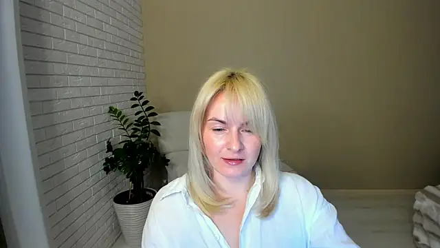 Snapshot of Alicee_Gracee chatting on 02/25/26, 07:34 Alicee Gracee online show from 02/25/26, 07:34