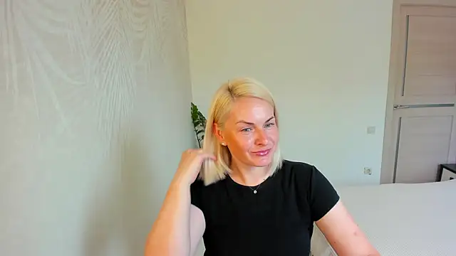 Alicee Gracee online show from 06/05/26, 08:53