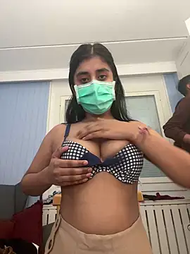 Snapshot of ScarletAss chatting on 02/15/25, 04:45 ScarletAss online show from 02/15/25, 04:45