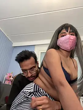 Snapshot of ScarletAss chatting on 03/20/25, 07:35 ScarletAss online show from 03/20/25, 07:35