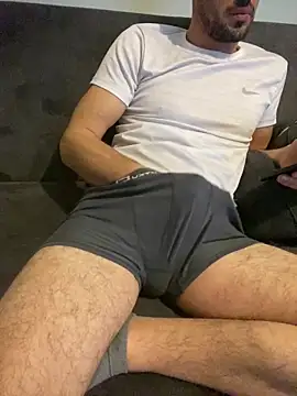 Snapshot of mertt3457 chatting on 02/08/25, 06:44 mertt3457 online show from 02/08/25, 06:44