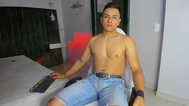 Lucii fer  online show from 11/13/25, 11:53