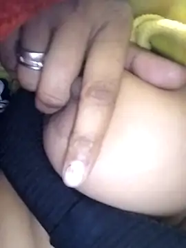 Snapshot of Hinna_love5 chatting on 01/15/26, 02:10 Hinna love5 online show from 01/15/26, 02:10