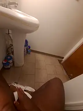 Snapshot of you_like_my_chocolate101 chatting on 09/10/25, 03:39 you like my chocolate101 online show from 09/10/25, 03:39