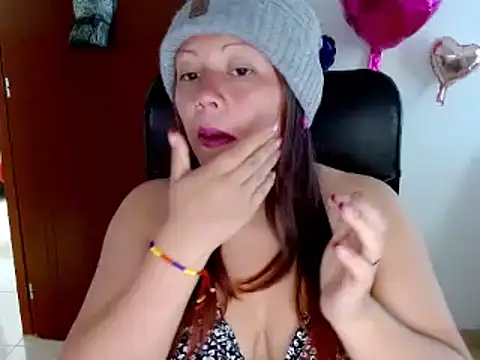 miss evoleth2 online show from 09/23/25, 08:01