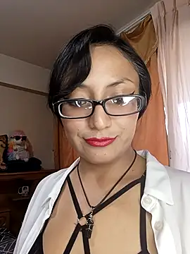 Snapshot of Lucy_Chery chatting on 12/13/25, 10:26 Lucy Chery online show from 12/13/25, 10:26