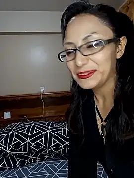 Lucy Chery online show from 01/10/26, 11:09