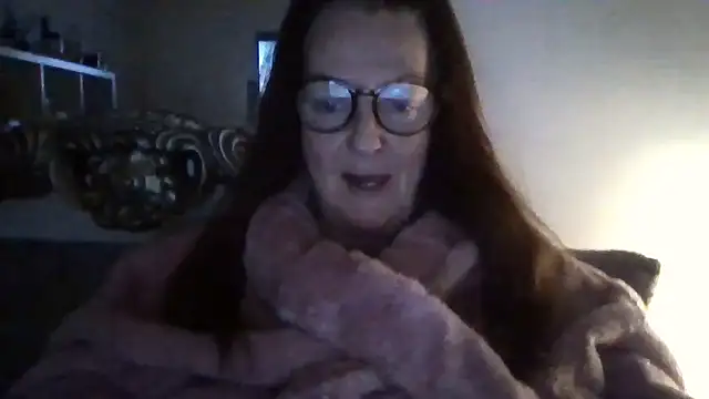 Snapshot of Tillieuk chatting on 01/18/26, 11:08 Tillieuk online show from 01/18/26, 11:08