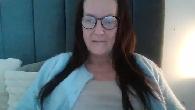 Tillieuk online show from 05/11/26, 01:17