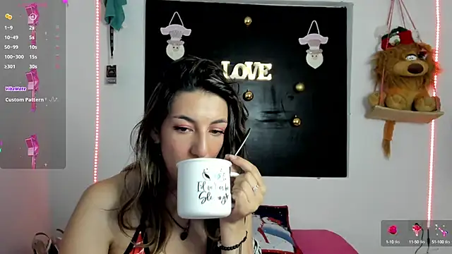 queen-natty online show from 12/05/24, 01:47