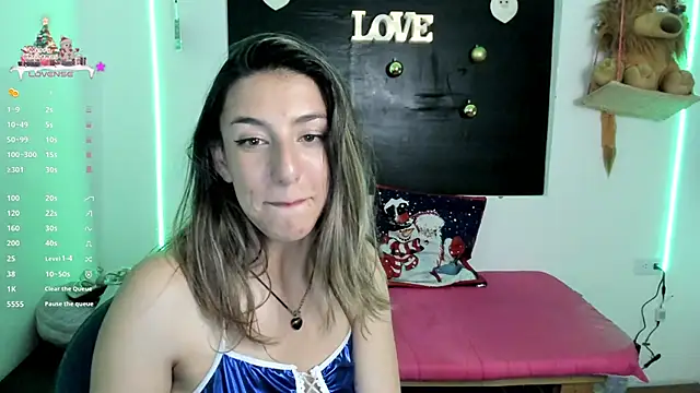 queen-natty online show from 12/17/24, 05:29