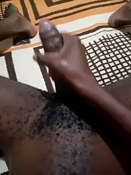 Snapshot of FuckMeNice24 chatting on 12/17/24, 06:31 FuckMeNice24 online show from 12/17/24, 06:31