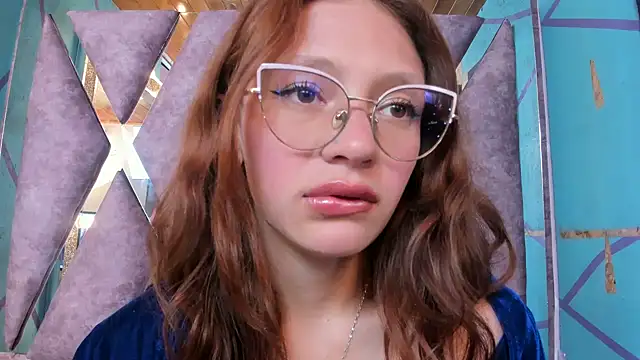 LARICSABLUE online show from 01/22/25, 10:50