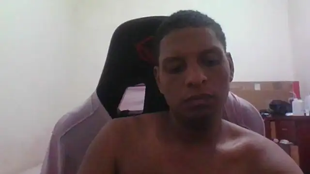 Daaniel593 online show from 04/25/26, 10:18