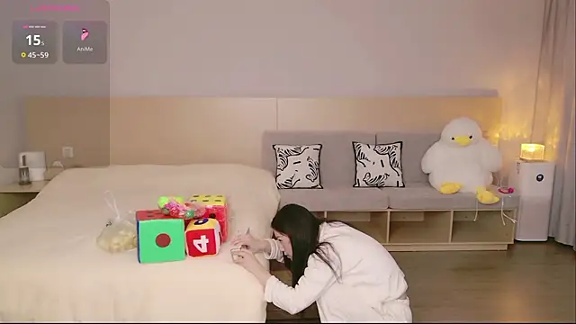 Lucky-baby online show from 11/13/25, 01:21