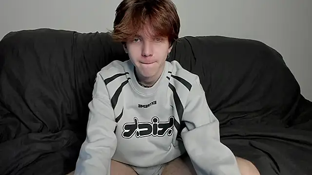 Snapshot of braxiboy chatting on 12/05/24, 12:22 braxiboy online show from 12/05/24, 12:22