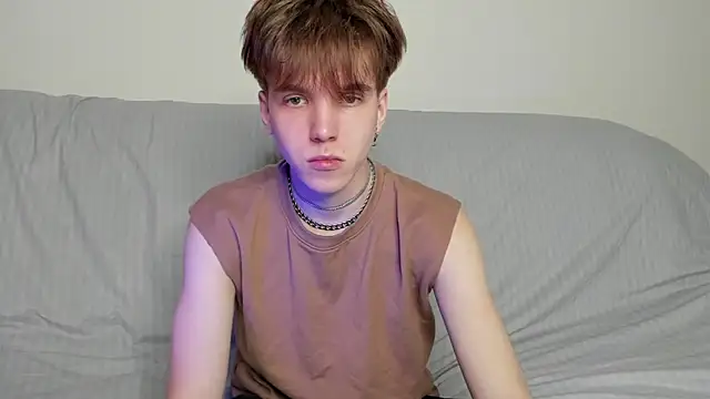 Snapshot of braxiboy chatting on 12/13/24, 12:06 braxiboy online show from 12/13/24, 12:06