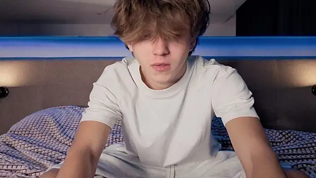 Snapshot of braxiboy chatting on 01/11/26, 08:47 braxiboy online show from 01/11/26, 08:47