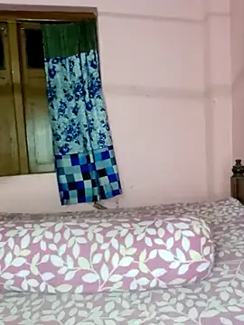 Snapshot of Lexi_Baby_ chatting on 11/11/25, 07:03 Lexi Baby online show from 11/11/25, 07:03