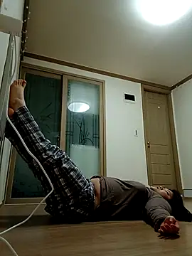 hello098712 online show from 02/24/25, 03:42