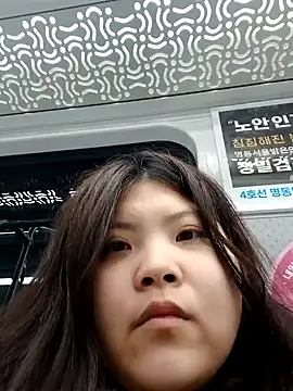 hello098712 online show from 03/10/25, 01:56