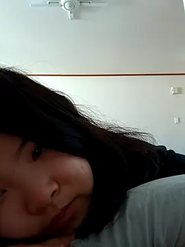 hello098712 online show from 03/11/25, 04:43