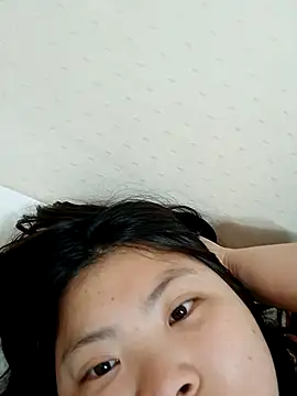 hello098712 online show from 03/14/25, 10:39