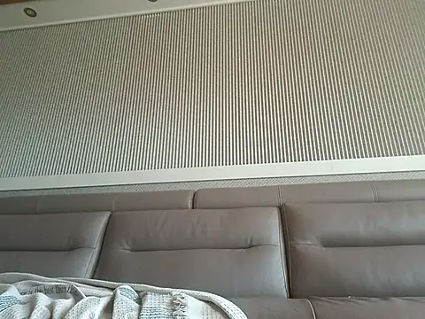 hello098712 online show from 03/17/25, 04:08