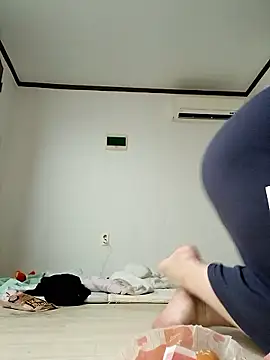 hello098712 online show from 09/20/25, 09:43