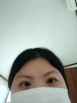 hello098712 online show from 10/09/25, 02:48