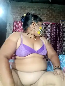 Snapshot of Hot_Falguni chatting on 02/18/25, 03:54 Hot Falguni online show from 02/18/25, 03:54