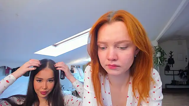 andrea x  online show from 11/02/25, 07:22