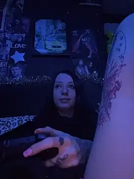 MissMidnightUK online show from 12/14/25, 12:27