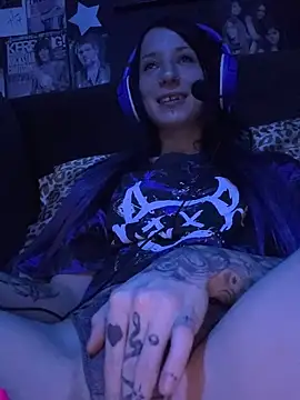 MissMidnightUK online show from 01/07/26, 01:08