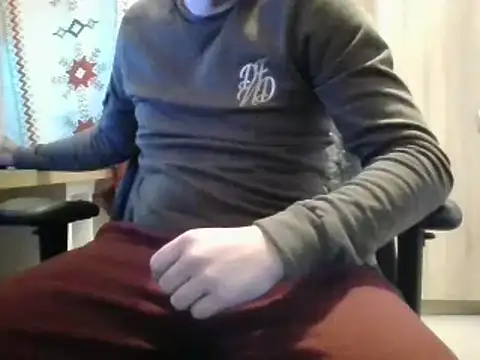 Snapshot of realityyshowww chatting on 01/08/25, 03:07 realityyshowww online show from 01/08/25, 03:07