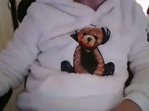 Snapshot of realityyshowww chatting on 11/03/25, 12:39 realityyshowww online show from 11/03/25, 12:39