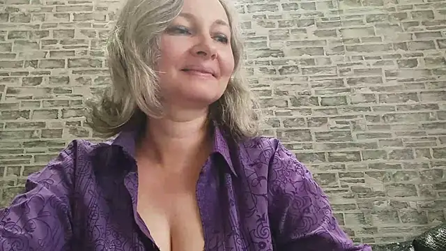 EdithManning online show from 10/09/25, 05:27