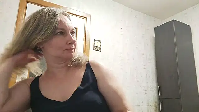 EdithManning online show from 05/23/26, 06:23