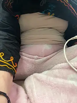 Hot-Anuska online show from 12/24/24, 05:38