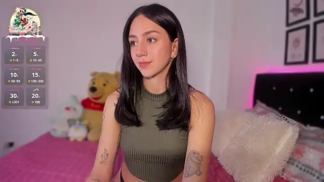 Snapshot of moonlygirl1 chatting on 12/22/24, 09:20 moonlygirl1 online show from 12/22/24, 09:20