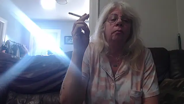 Snapshot of canadiancougar1965 chatting on 02/05/25, 03:09 canadiancougar1965 online show from 02/05/25, 03:09