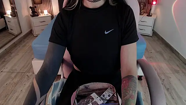 Sam mansson66 online show from 03/04/25, 12:22